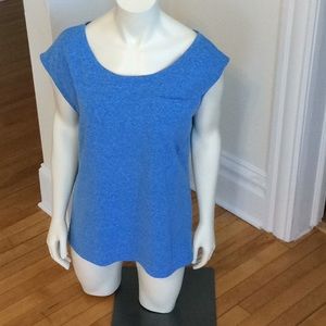 Athleta top